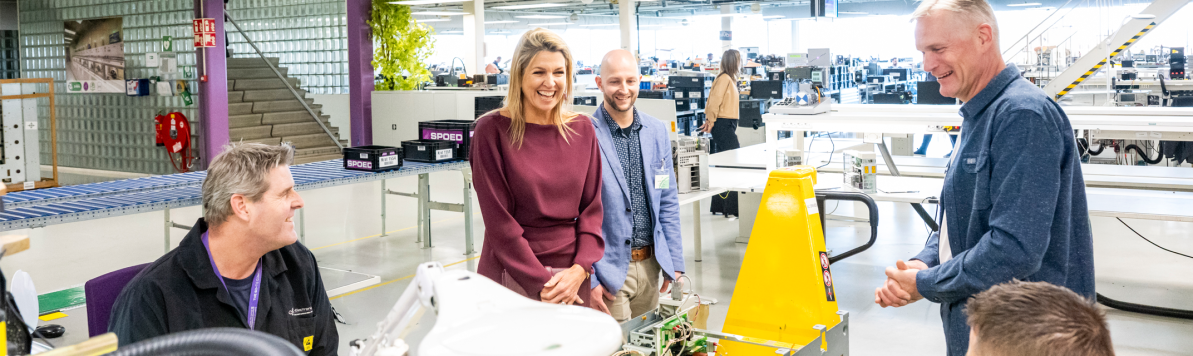Königin Máxima besucht JC-Electronics