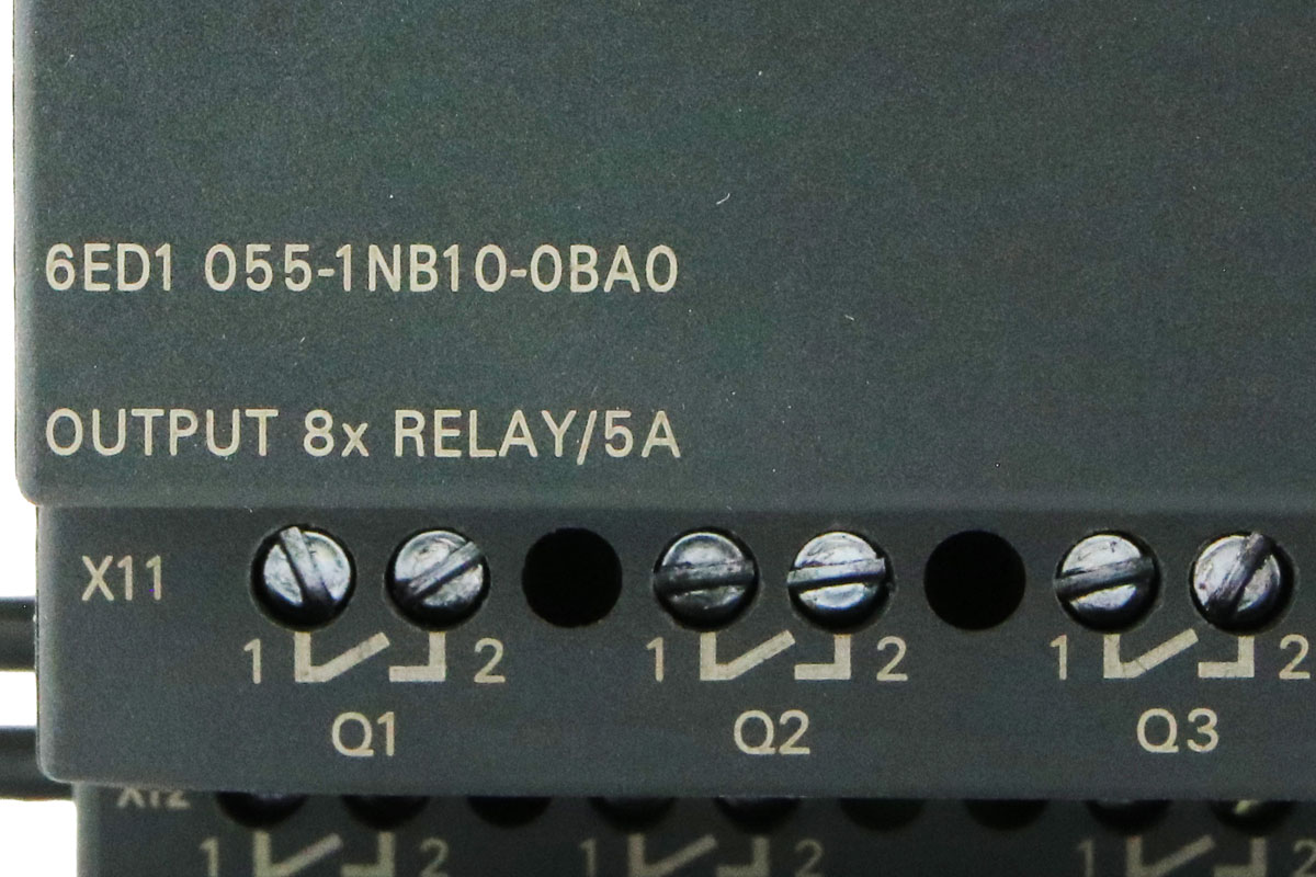 6ED1055-1NB10-0BA2 : Siemens LOGO! Series I/O module for Use with LOGO